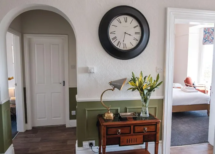 32a Maison Dieu - Richmond *